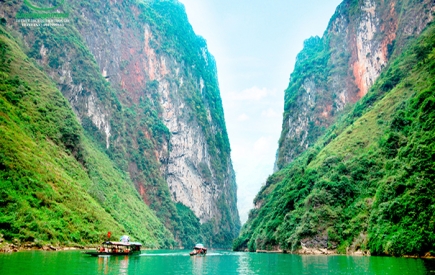 Tour Buôn Mê Thuột đi Hà Nội - Hà Giang- Cao Bằng 5 ngày 4 đêm