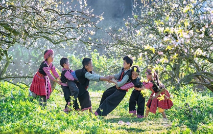 TOUR TÂY NINH - HÀ NỘI – PHÚ THỌ - MÙ CANG CHẢI – SAPA – ĐIỆN BIÊN – SƠN LA – MỘC CHÂU – MAI CHÂU – HÒA BÌNH 7N6Đ
